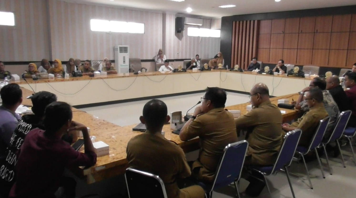 Komisi II DPRD Fasilitasi Kesepakatan Pembayaran