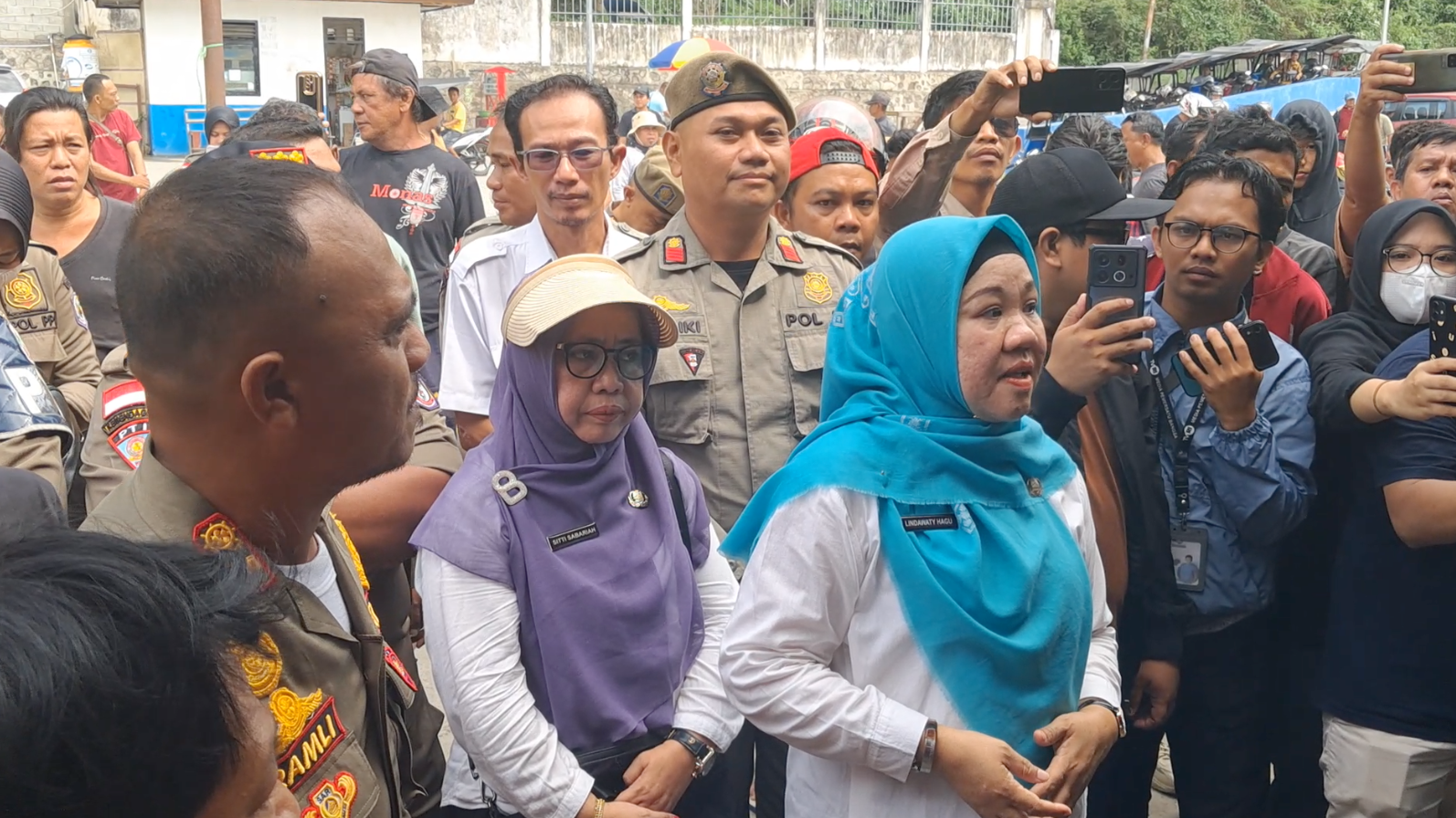 Pemerintah Provinsi Gorontalo Tertibkan Pedagang Non-Ikan di PPI Tenda
