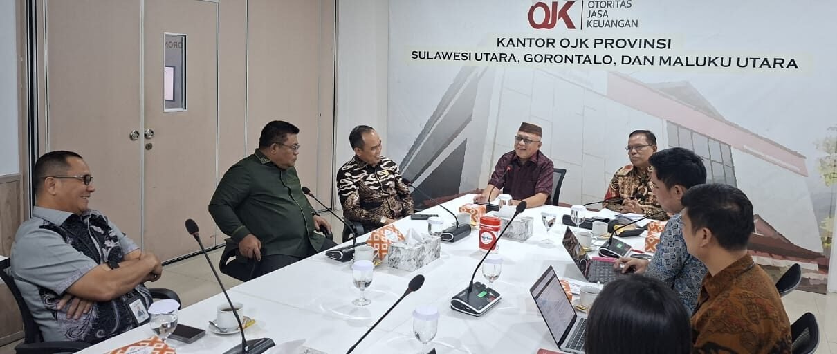Bupati Gorontalo Bahas Penguatan Sektor Keuangan dengan OJK Manado